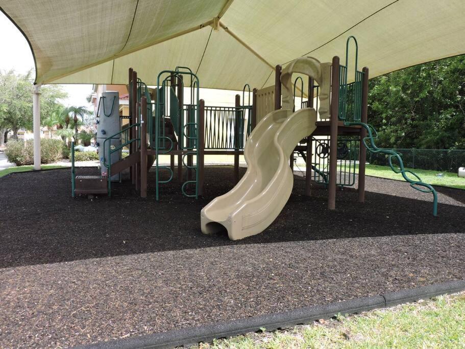 Enchanting Escape 3 Bedroom Minutes From Disney! Kissimmee Exterior photo